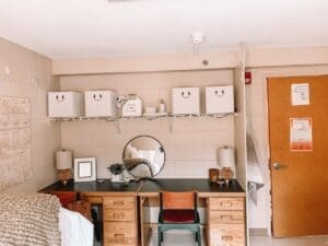 photo of inside condit dorm room